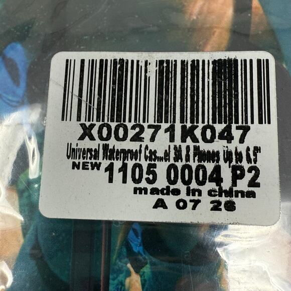 Universal Waterproof Phone Case Up to 6.5" - Picture 4 of 4